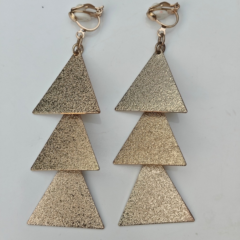 Gold Tone Textured Triple Triangle Tiered Geometric Clip On Dangle Earrings